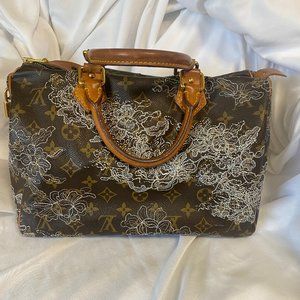 Monogram Dentelle Speedy 30 Silver LIMITED EDITION